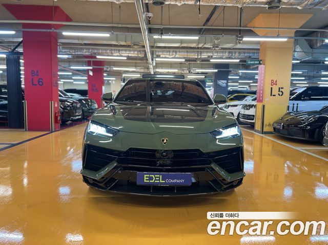 Lamborghini Urus из Кореи Encar