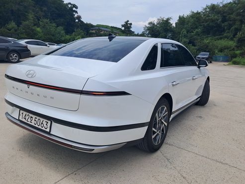 Hyundai Grandeur 3.5 LPG 2WD Premium — пробег 33 000 км — фото 2 из 5