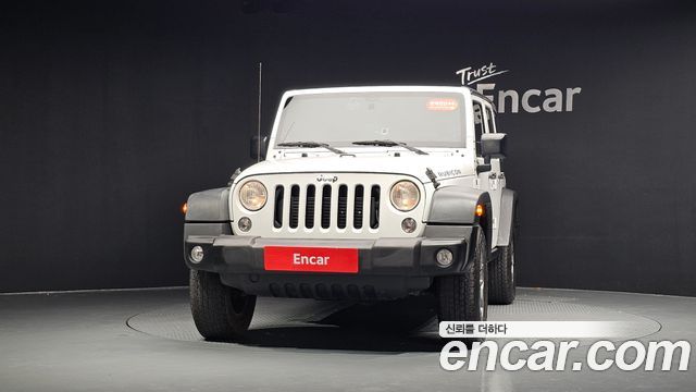 Jeep Wrangler 2.8 Diesel Rubicon 4Door — пробег 70 015 км — фото 3 из 5