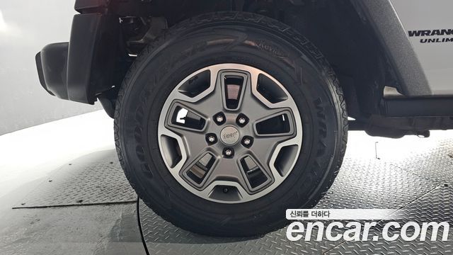 Jeep Wrangler 2.8 Diesel Rubicon 4Door — пробег 70 015 км — фото 5 из 5