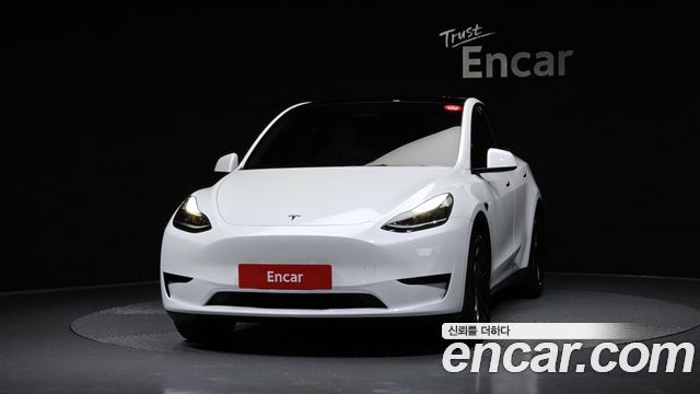 Tesla Model Y RWD — пробег 49 819 км — фото 3 из 5