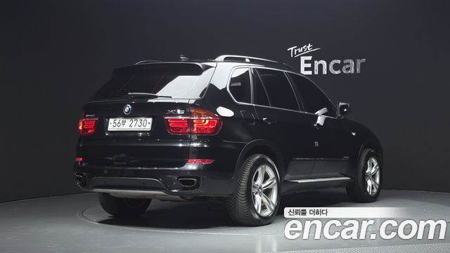 BMW X5 xDrive 50i — пробег 180 527 км — фото 2 из 5