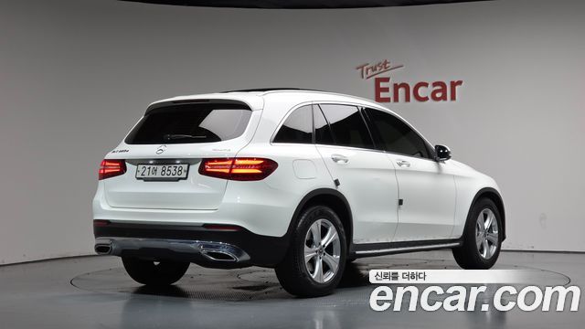 Mercedes-Benz GLC-Class GLC220 d 4MATIC — пробег 62 618 км — фото 2 из 5