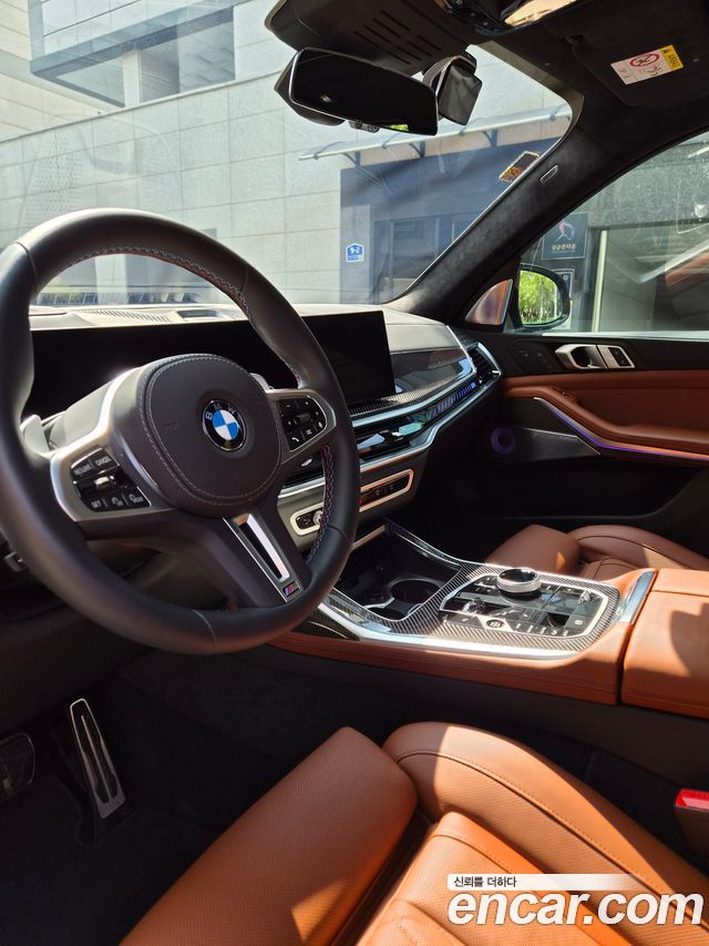 BMW X7 M60i xDrive M sport 6STR — пробег 8 000 км — фото 4 из 5