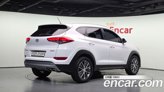 Hyundai Tucson из Кореи Encar