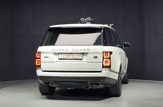 Land Rover Range Rover 5.0 SC AB LWB — пробег 151 595 км — фото 4 из 5