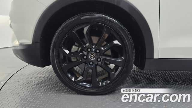 Ssangyong TIBOLI из Кореи Encar