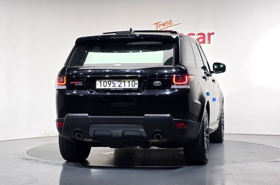 Land Rover Range Rover Sport 3.0 SDV6 HSE Dynamic — пробег 120 627 км — фото 4 из 5
