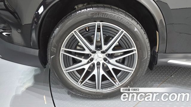 Mercedes-Benz GLC-Class AMG GLC43 4MATIC Coupe — пробег 12 684 км — фото 5 из 5
