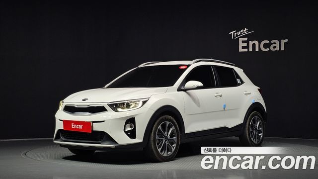 Kia Stonic из Кореи Encar