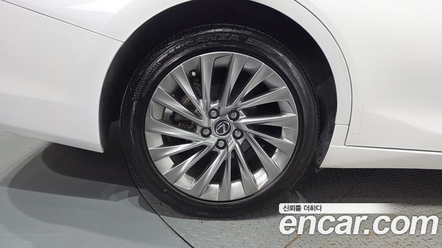 Lexus ES из Кореи Encar