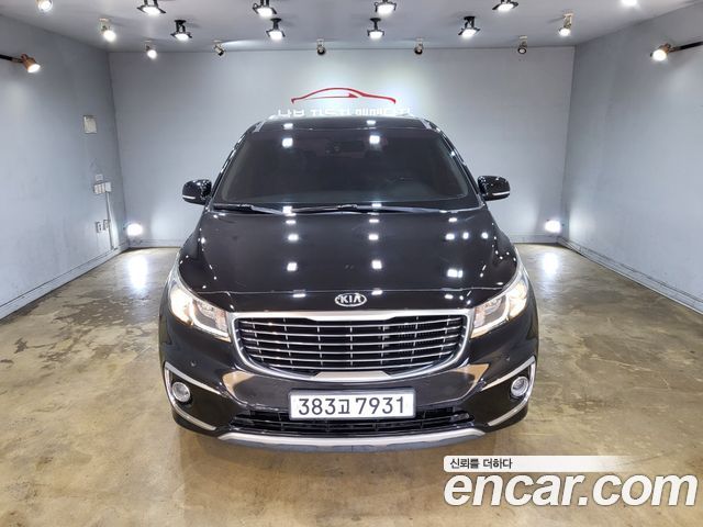 Kia Carnival 9-seater Prestige — пробег 99 400 км — фото 1 из 5