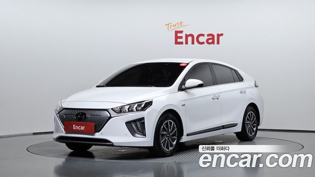 Hyundai Ioniq Q — пробег 108 789 км — фото 1 из 5