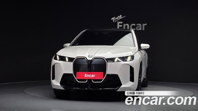 BMW iX из Кореи Encar