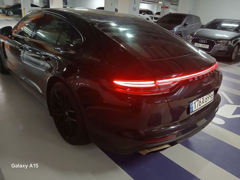 Porsche Panamera 3.0 — пробег 90 000 км — фото 2 из 5