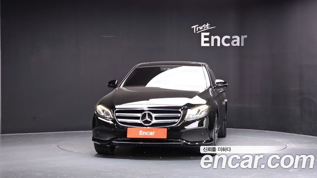 Mercedes-Benz E-Class из Кореи Encar
