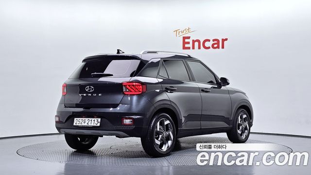 Hyundai Venue из Кореи Encar