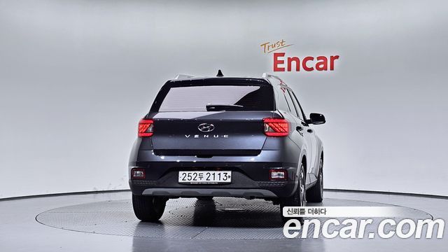 Hyundai Venue из Кореи Encar