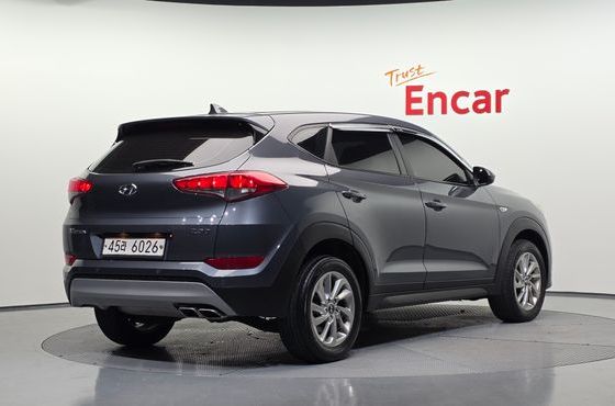Hyundai Tucson Diesel 2.0 2WD Smart — пробег 132 703 км — фото 2 из 5