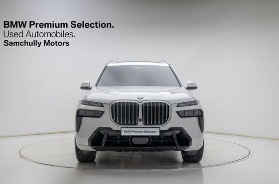 BMW X7 xDrive 40i M Sport 6STR — пробег 5 700 км — фото 2 из 5