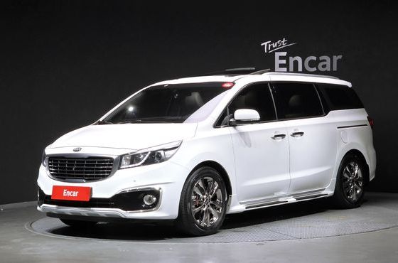 Kia Carnival 9-seater Noblesse — пробег 180 326 км — фото 1 из 5