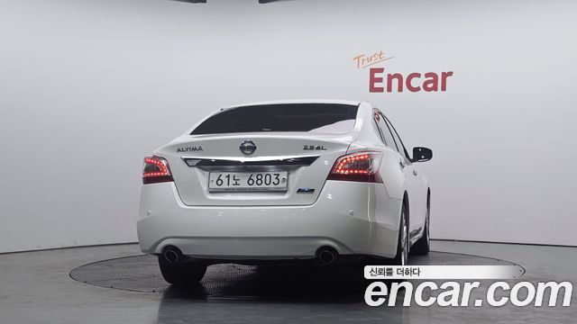 Nissan Altima 2.5 L33 — пробег 137 450 км — фото 4 из 5
