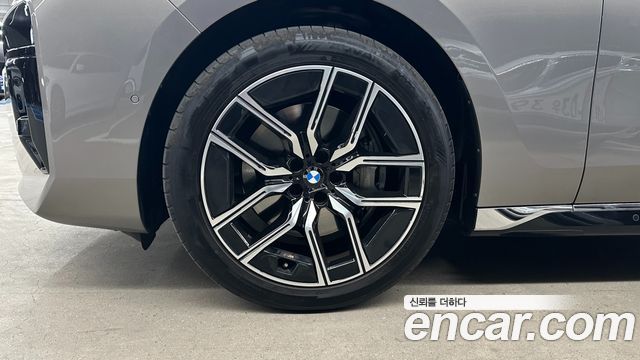 BMW 7-Series 740i xDrive M Sport Limited — пробег 17 096 км — фото 5 из 5
