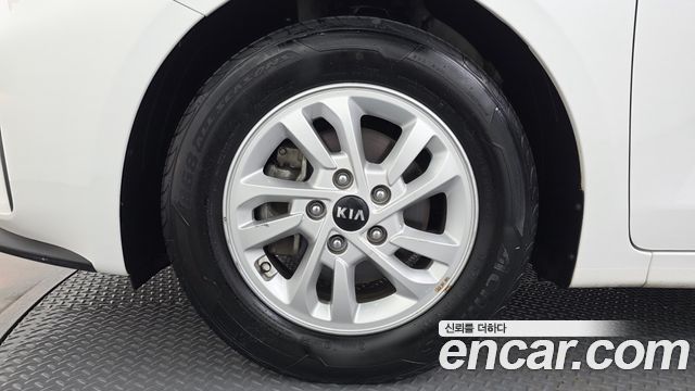 Kia K3 из Кореи Encar
