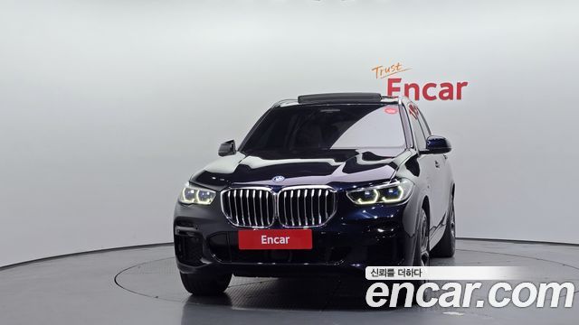 BMW X5 xDrive 45e M Sport — пробег 91 460 км — фото 3 из 5