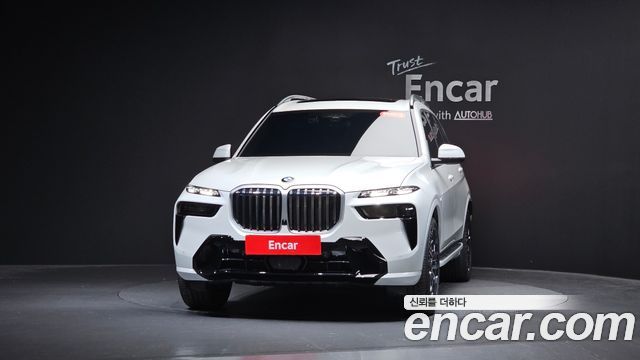 BMW X7 xDrive 40i M Sport 6STR — пробег 5 301 км — фото 3 из 5