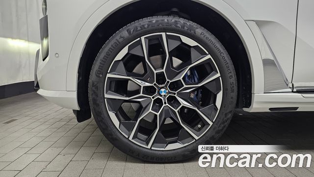 BMW X7 xDrive 40i M Sport 6STR — пробег 5 301 км — фото 5 из 5
