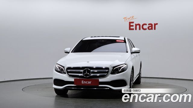 Mercedes-Benz E-Class из Кореи Encar