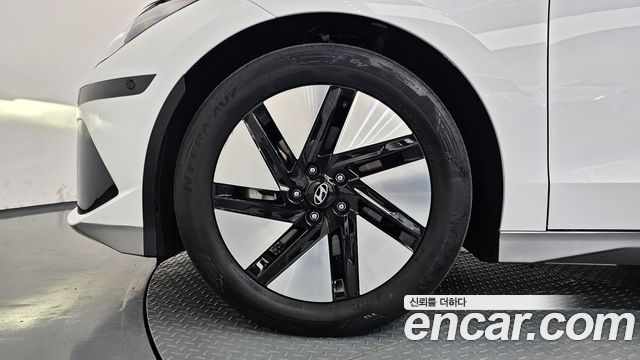 Hyundai Ioniq6 Long Range AWD Prestige — пробег 50 120 км — фото 5 из 5