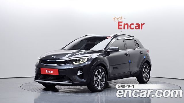 Kia Stonic из Кореи Encar
