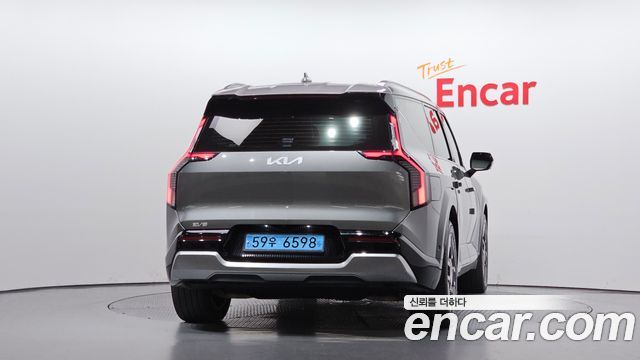 Kia EV9 Long Range 4WD Earth — пробег 85 047 км — фото 4 из 5