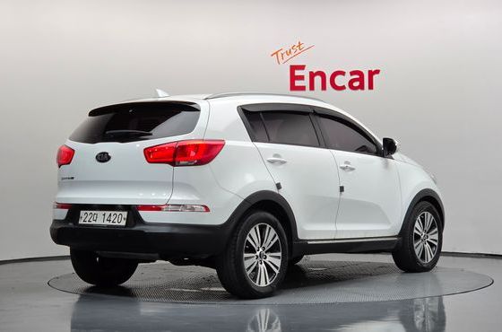 Kia Sportage Diesel 2WD W Special — пробег 139 365 км — фото 2 из 5