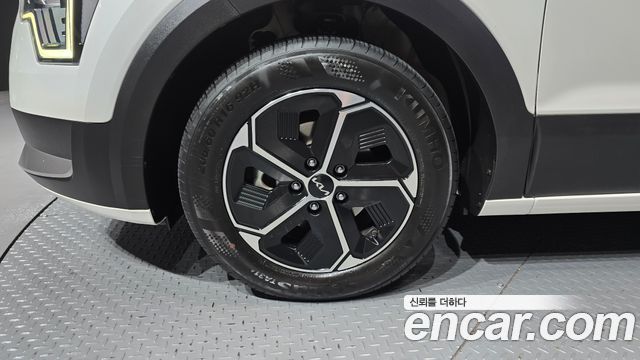 Kia Niro Prestige — пробег 48 810 км — фото 5 из 5