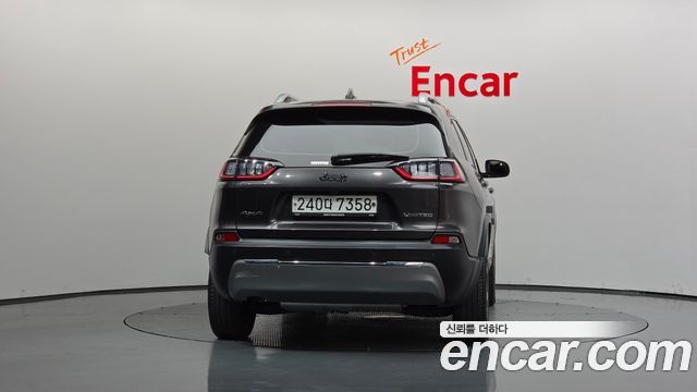 Jeep Cherokee из Кореи Encar