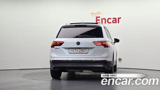 Volkswagen Tiguan из Кореи Encar