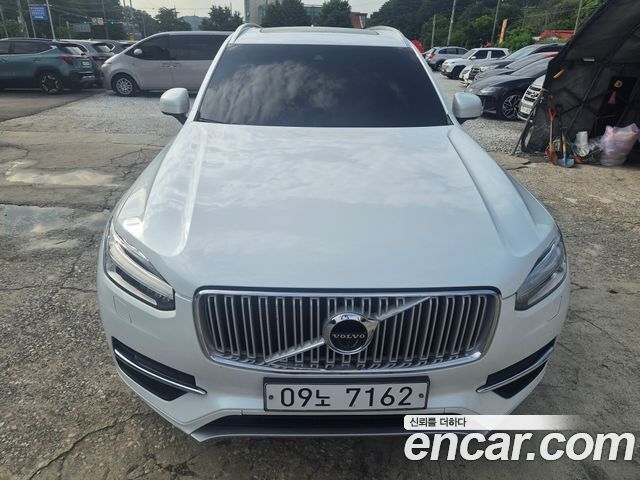 Volvo XC90 T6 Inscription — пробег 92 800 км — фото 1 из 5