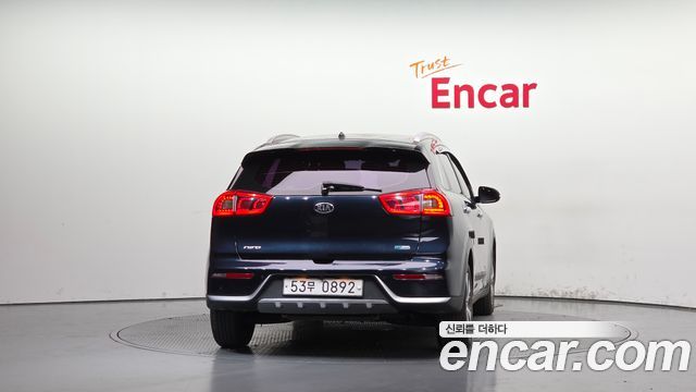 Kia Niro из Кореи Encar