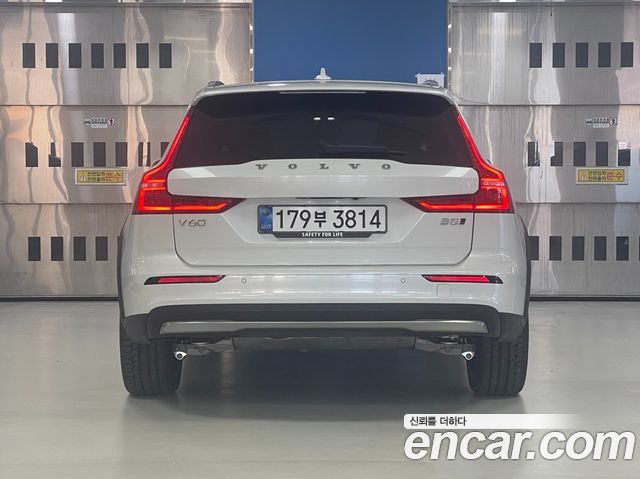 Volvo V60 из Кореи Encar