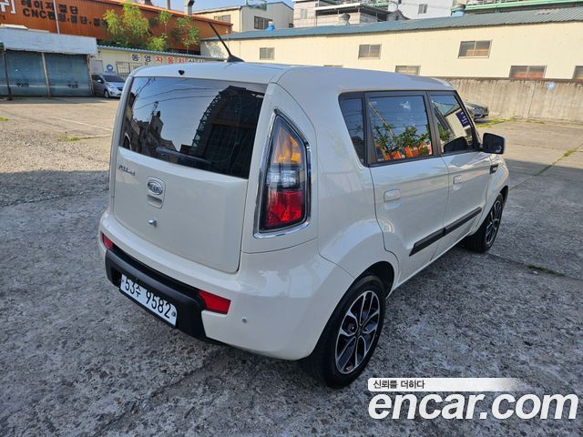 Kia Soul 1.6 2U Safety — пробег 168 959 км — фото 3 из 5