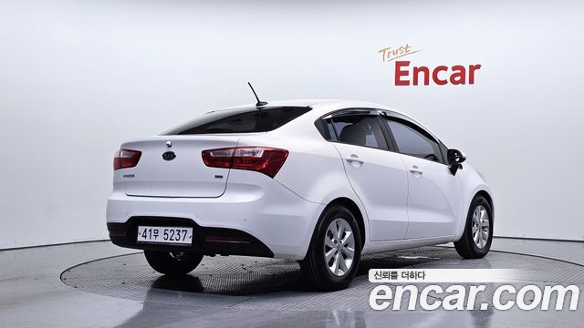 Kia pride из Кореи Encar