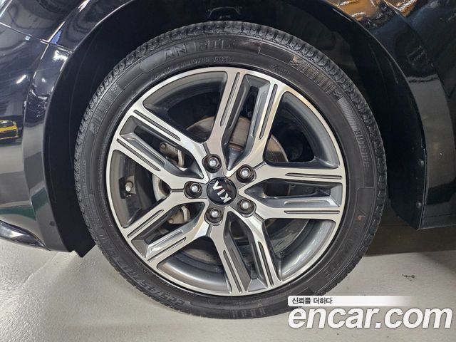 Kia K3 из Кореи Encar