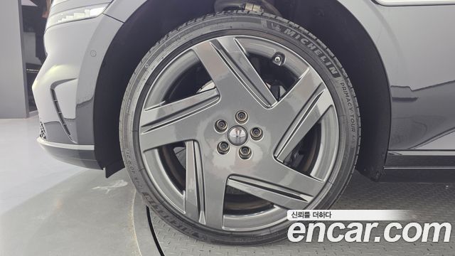 Genesis G90 из Кореи Encar