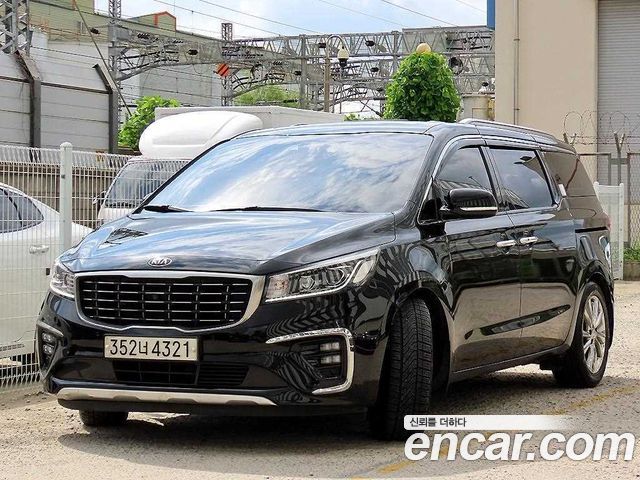 Kia Carnival Gasoline 9-Seater Noblesse Special — пробег 153 890 км — фото 2 из 5