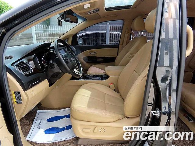 Kia Carnival Gasoline 9-Seater Noblesse Special — пробег 153 890 км — фото 5 из 5