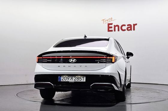 Hyundai Sonata 1.6 Turbo S — пробег 3 795 км — фото 4 из 5