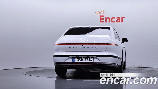 Hyundai Grandeur из Кореи Encar